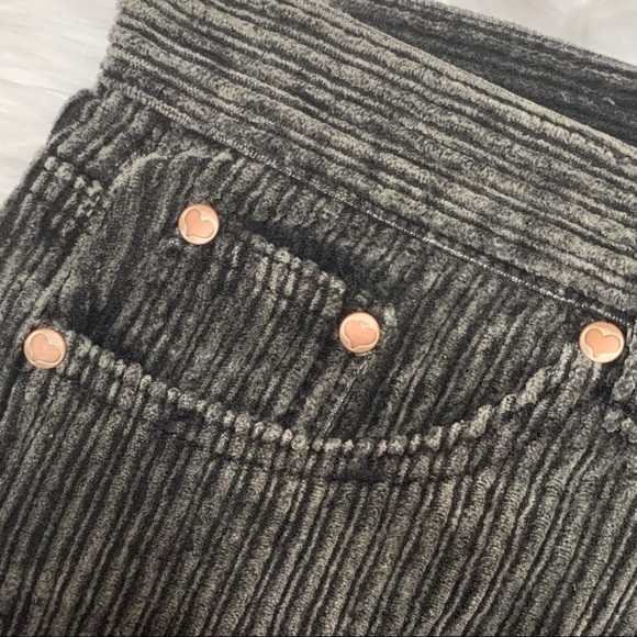 POL Black Distressed Frayed Hem Corduroy Shorts - Picture 4 of 12
